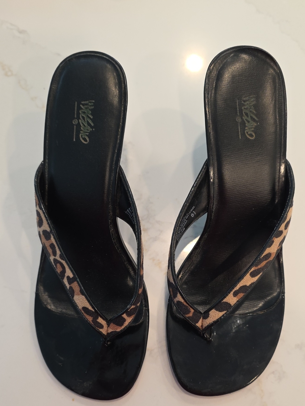 Mossimo Black Flip Mules with Leopard-Print Strap, Blk Patent Toe. Blk P. Heel.